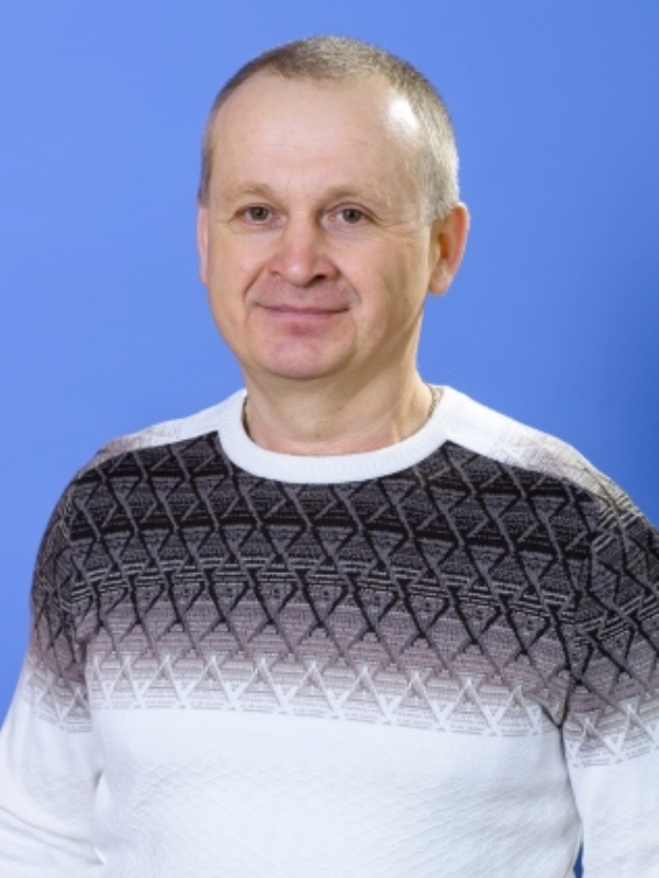 Будников Сергей Николаевич.